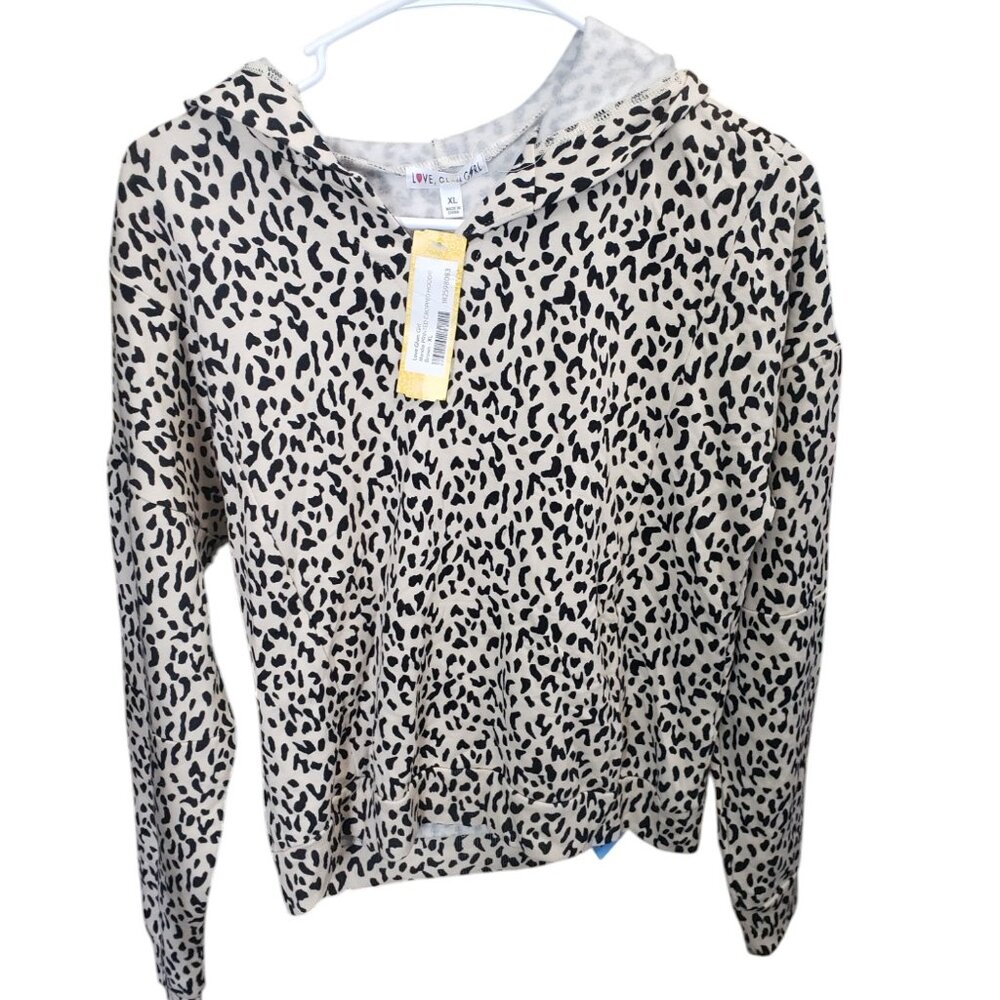 💥NWT  Leopard Print Hoodie Size L